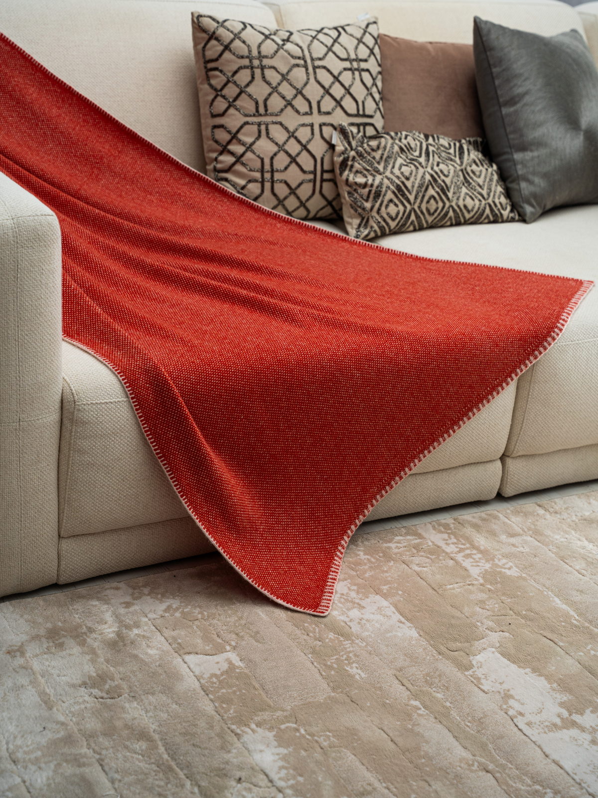 Alnilam 盖毯 · Burnt Orange — 视图 1