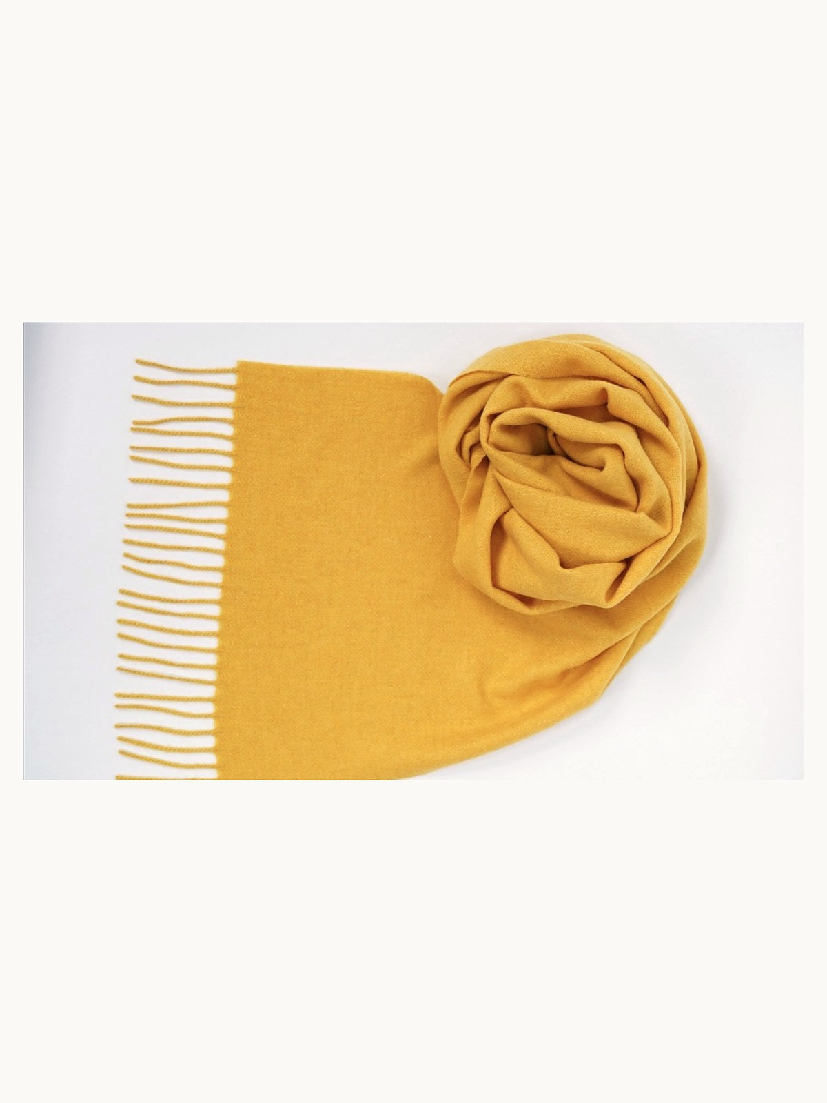 Classic Cashmere Scarf · Gold — flat