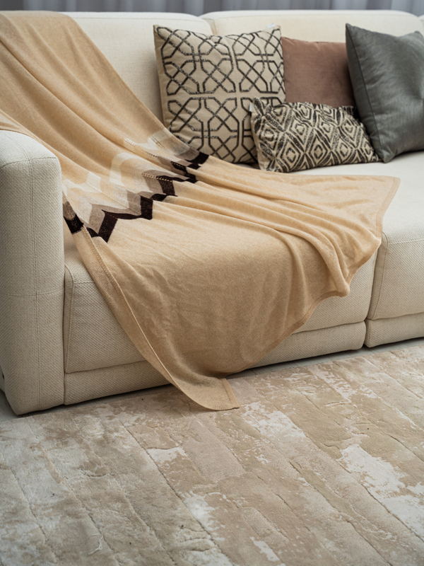 Denebola Throw · Cream
