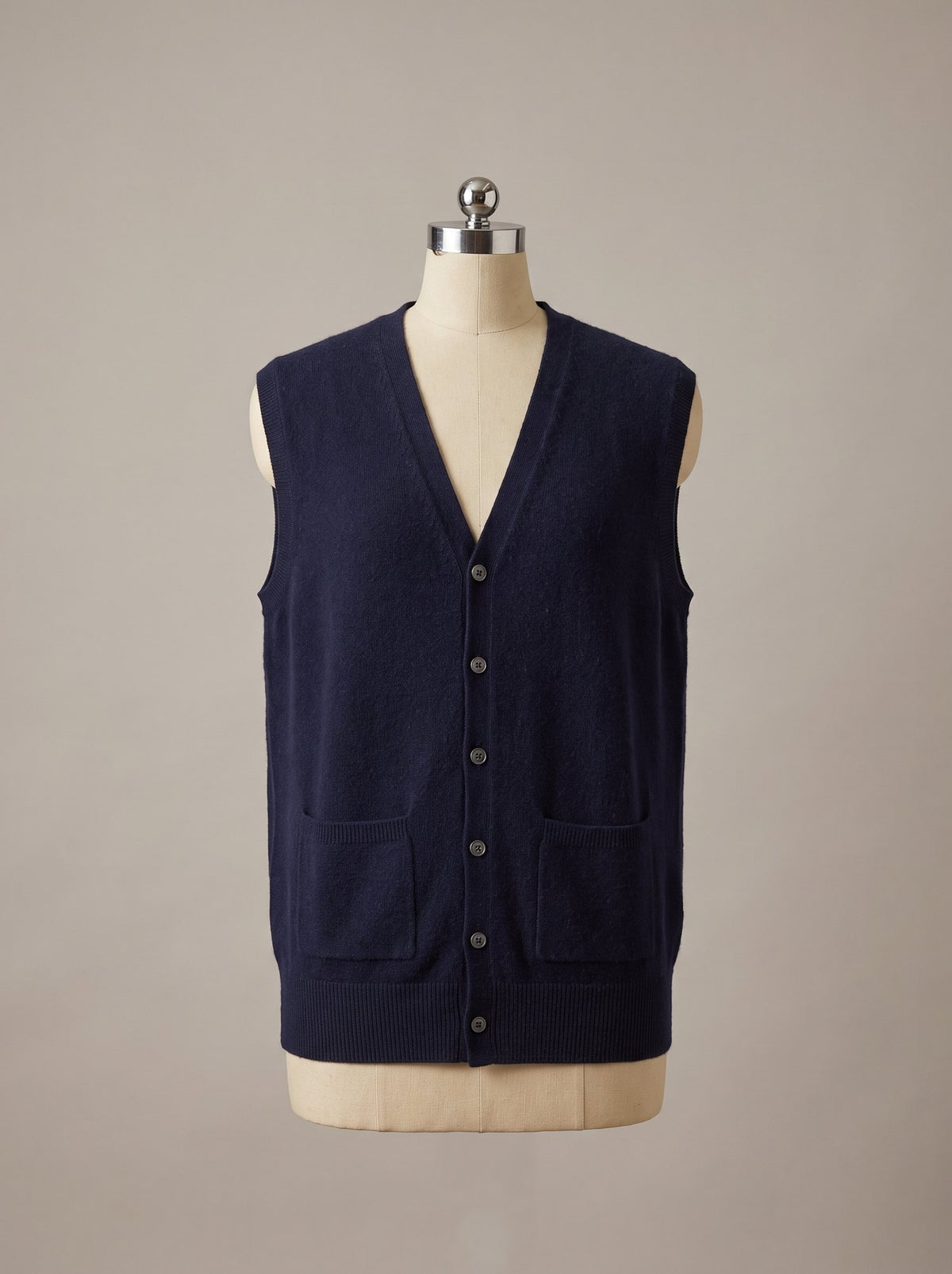 Gilet en maille boutonné Nogoon — vue de face