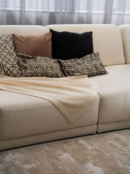 Taygeta Throw · Cream