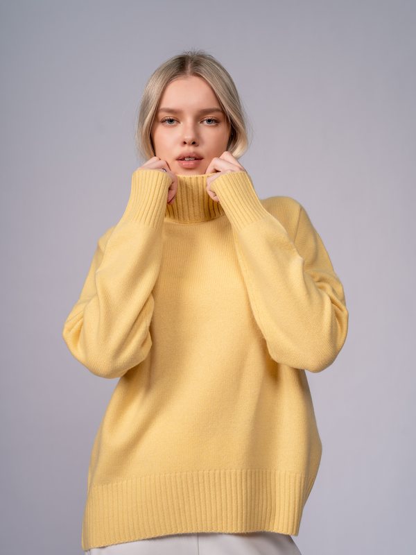 Oversized Turtleneck Sweater in Butter Yellow