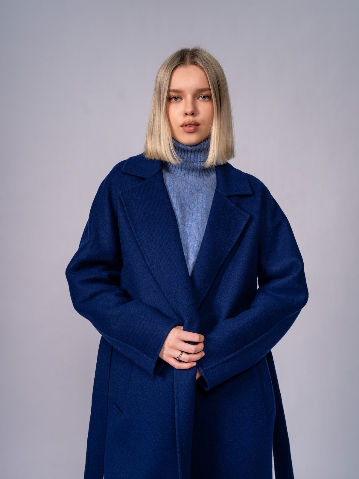 Wickelmantel mit Gürtel · Navy — Ansicht 1