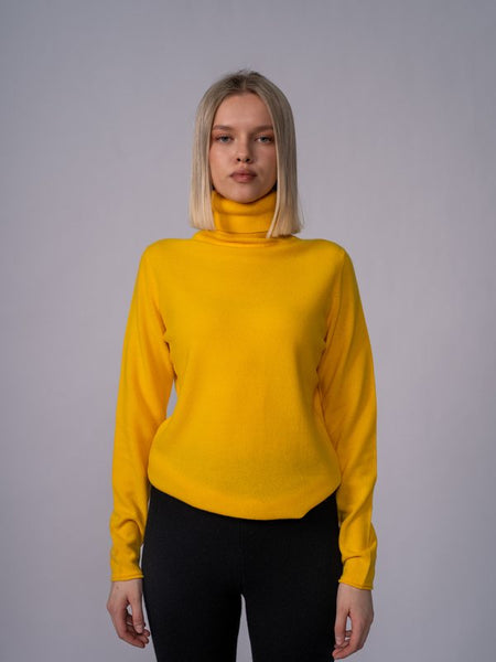 Turtleneck Sweater in Gold