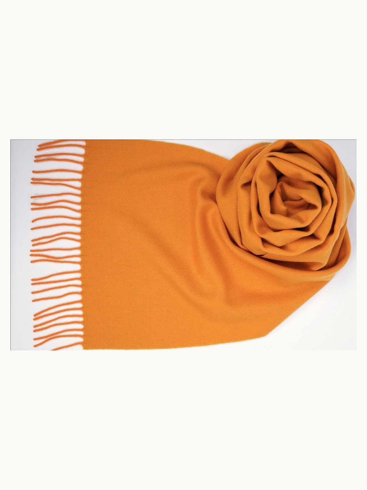 Classic Cashmere Scarf · Amber — flat