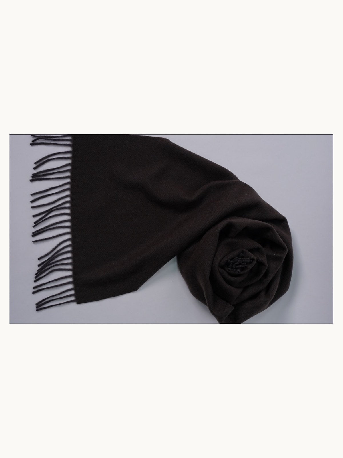 Classic Cashmere Scarf · Espresso — flat