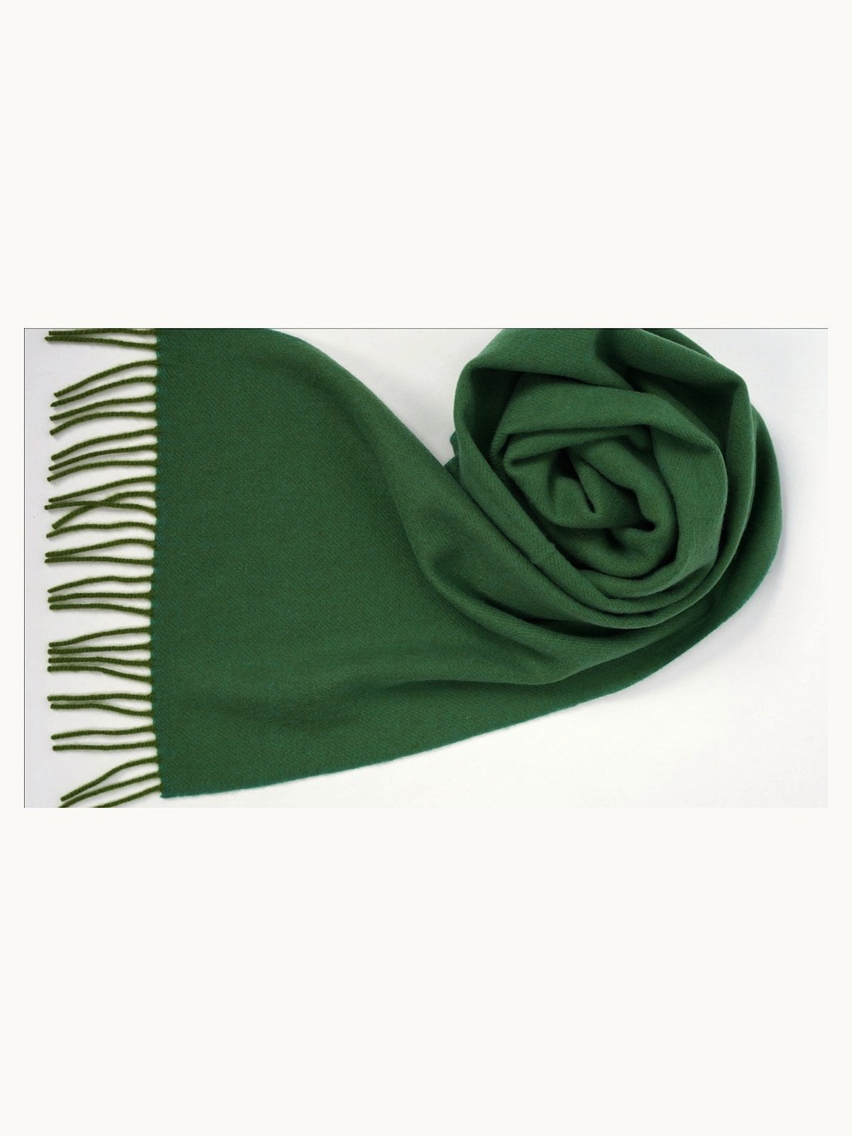 Classic Cashmere Scarf · Forest Green — flat