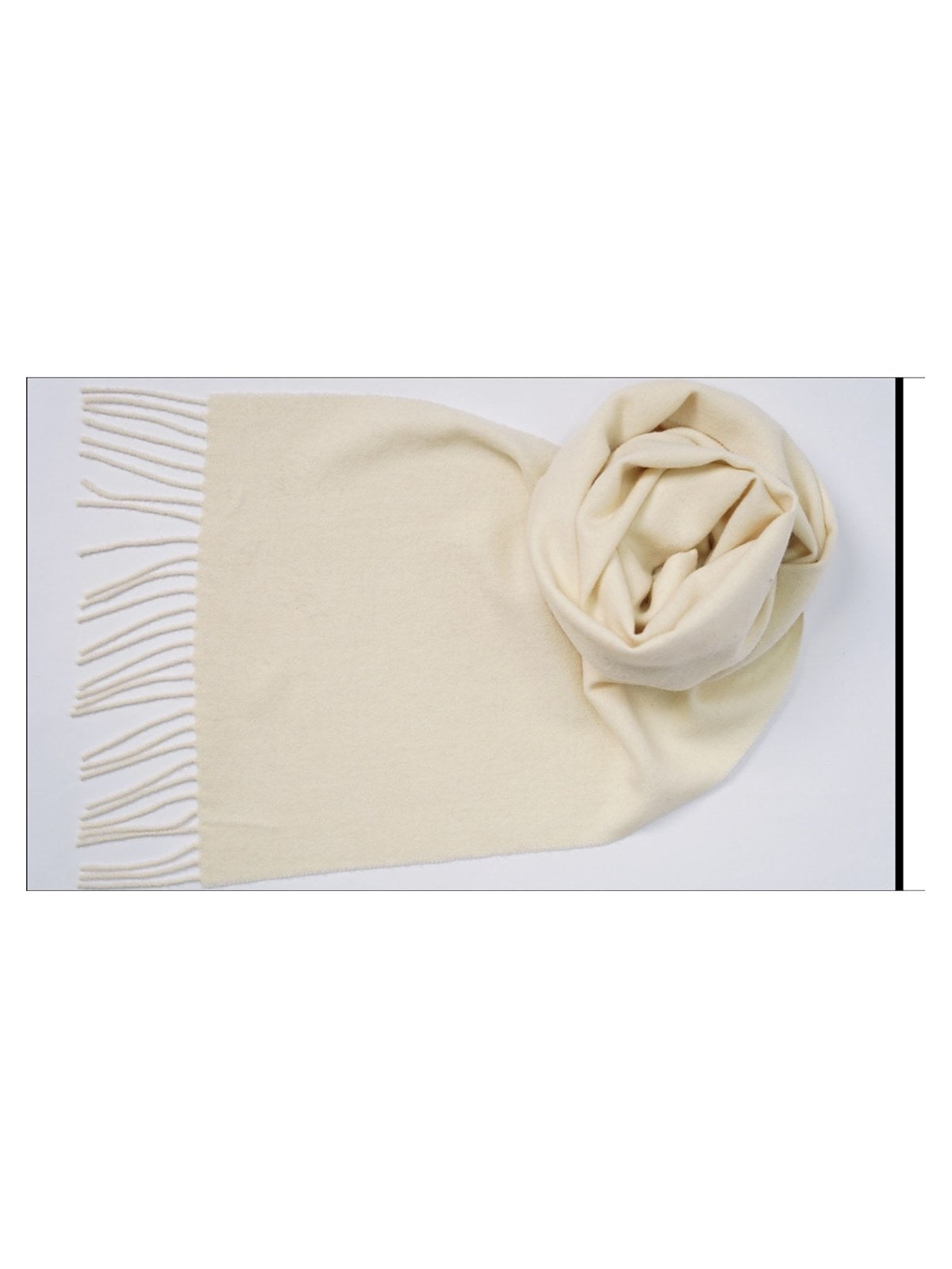 Classic Cashmere Scarf · Ivory — flat