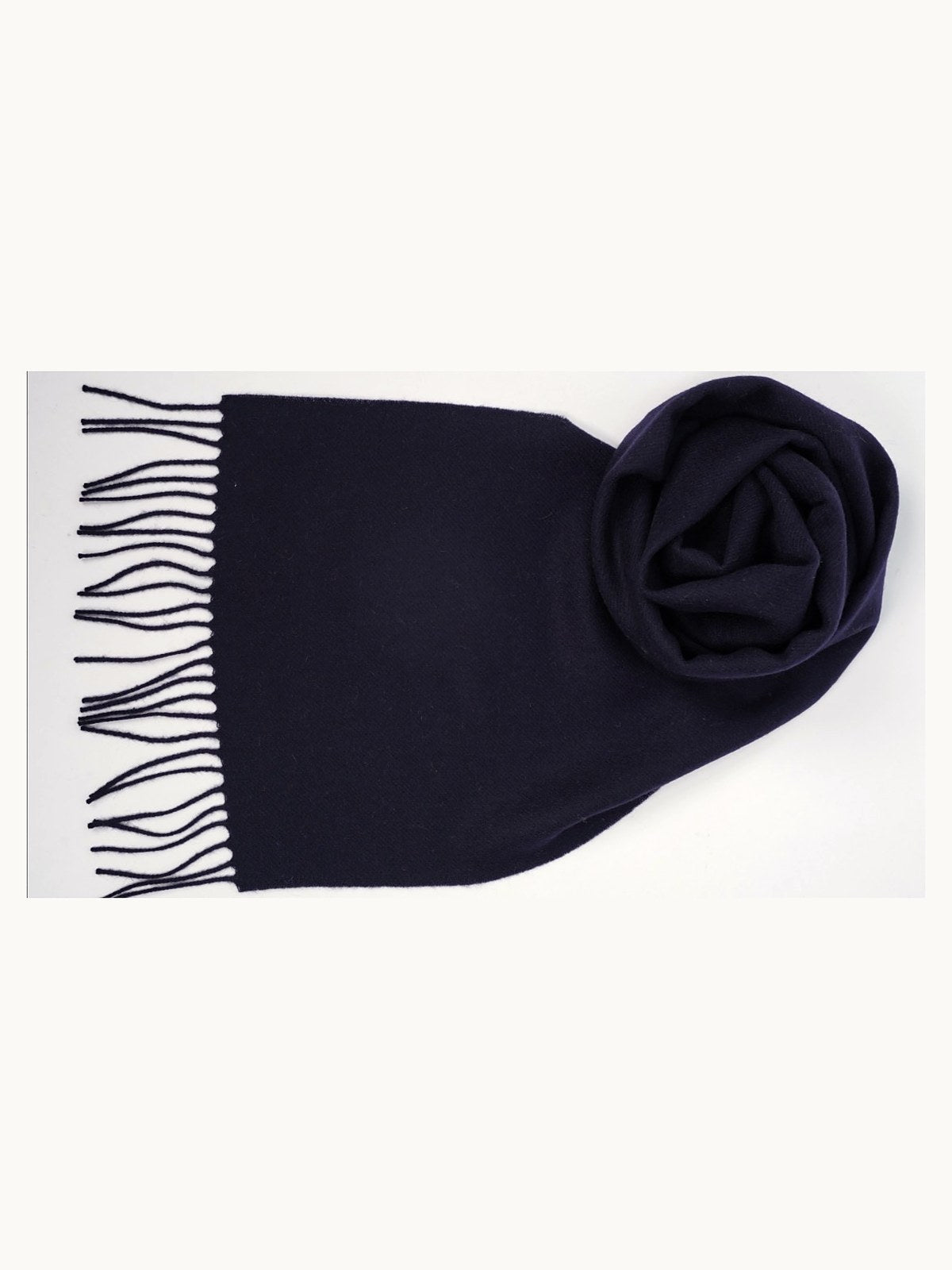 Classic Cashmere Scarf · Midnight — flat